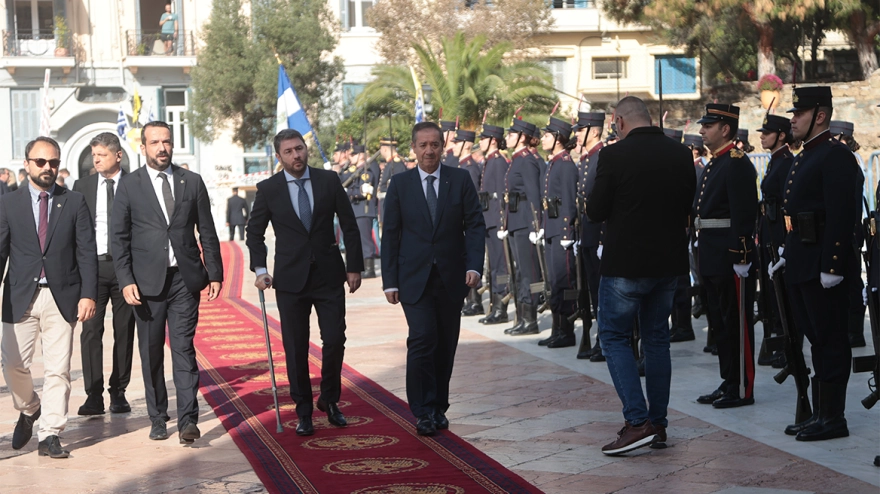 Η καρδιά της ΟΡΘΟΔΟΞΙΑΣ σήμερα χτυπά στη Θεσσαλονίκη ! Λαοθάλασσα για τον Πολιούχο ΑΓΙΟ ΔΗΜΗΤΡΙΟ ΜΥΡΟΒΛΗΤΗ