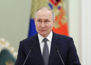 Russian President Vladimir Putin delivers a speech during the ceremony to present the 2022 Presidential Prize for young culture professionals and the Presidential Prize for writing and art for children and young people, at the Kremlin in Moscow, Russia March 22, 2023. Sputnik/Gavriil Grigorov/Pool via REUTERS ATTENTION EDITORS - THIS IMAGE WAS PROVIDED BY A THIRD PARTY.