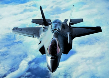 F35 Lightning II in the clouds